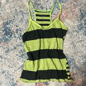 FREE WHEN ADDED TO A BUNDLE [Old navy]Green tank